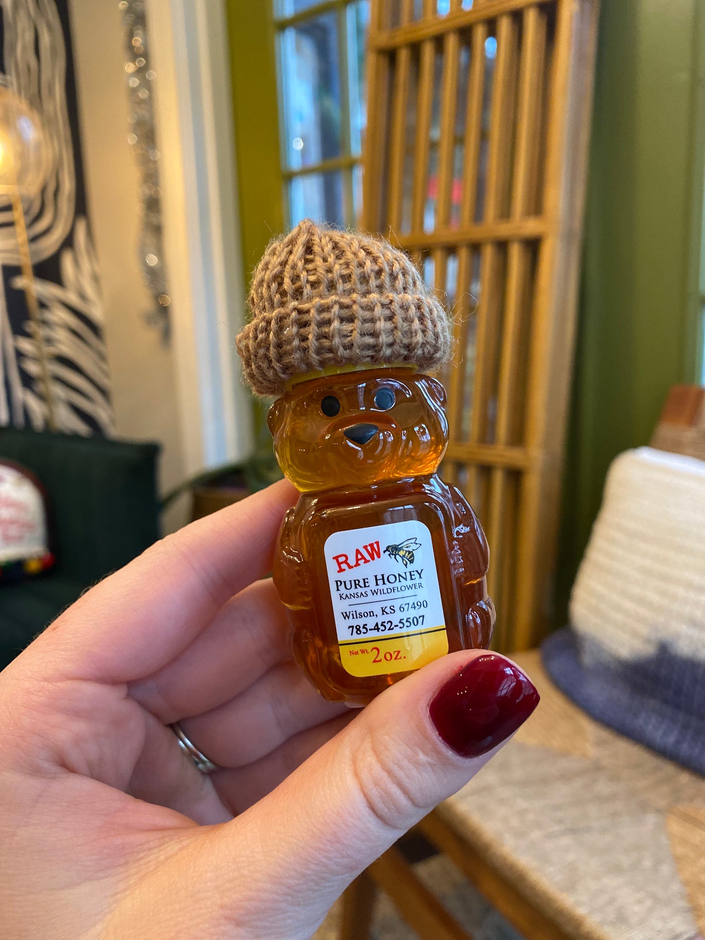 Mini-Honey Bear 2oz.with Holiday Hat