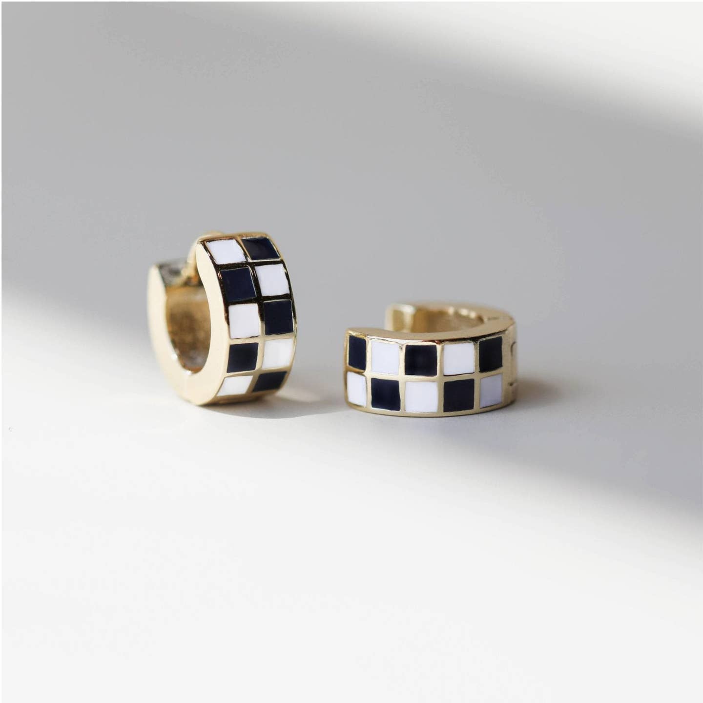 Black & White Checkered Enamel Huggies