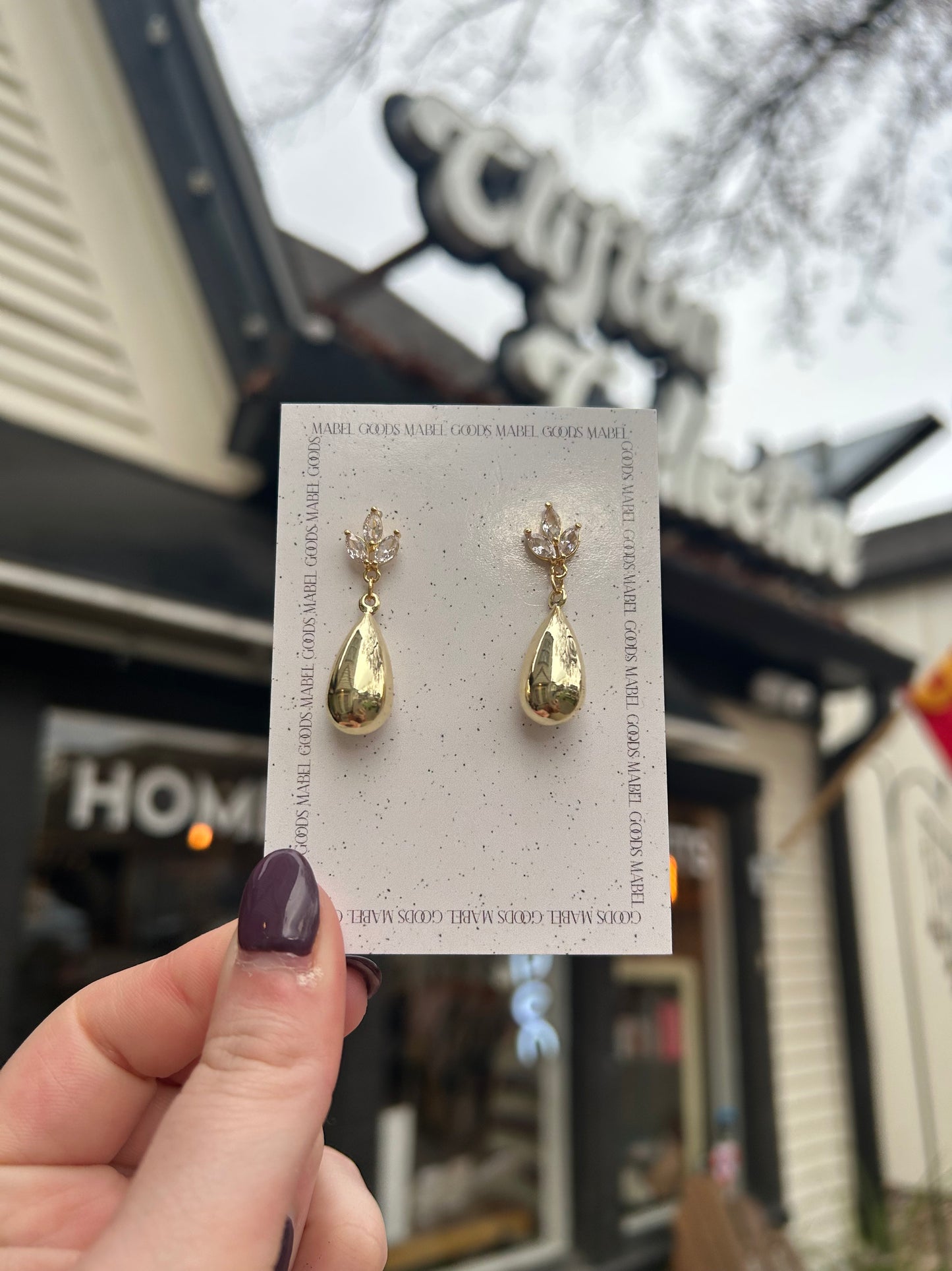 Gold Diamond Stud Teardrop