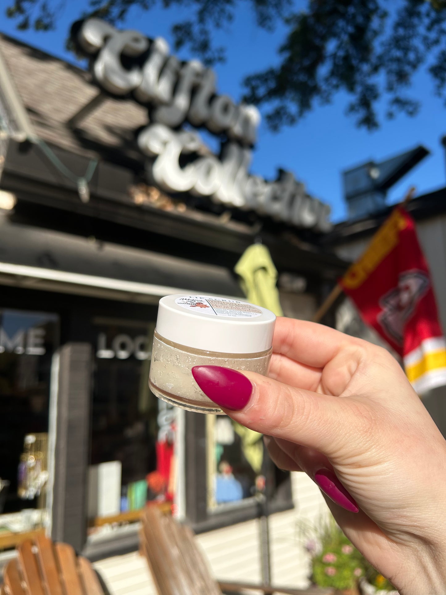 Frosted & Fragile Lip Scrub