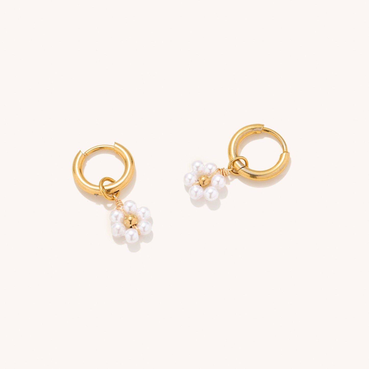 Pearl Daisy Charm Huggies