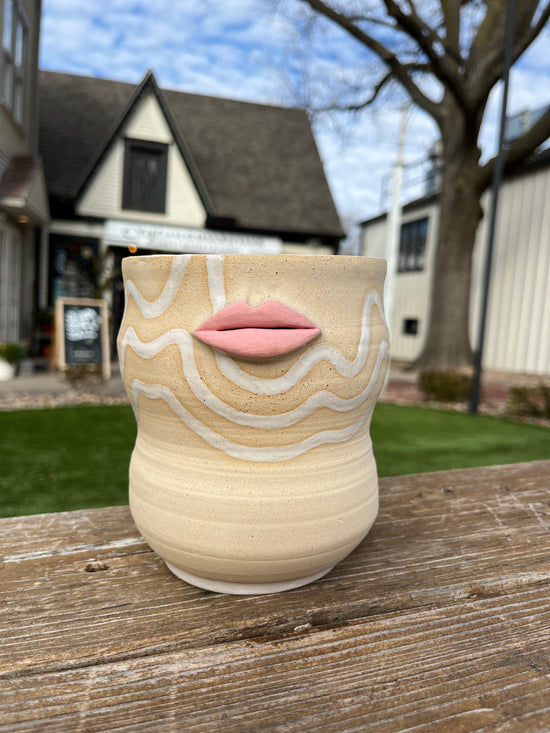 Kincaid Raw Pink Lips Vase