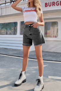Load image into Gallery viewer, Medium Length High Waisted Denim Shorts
