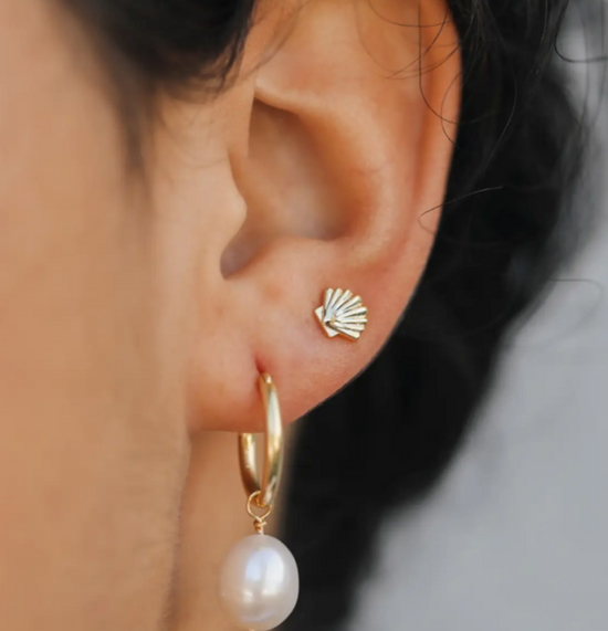 Pearl Drop - Gold Earrings